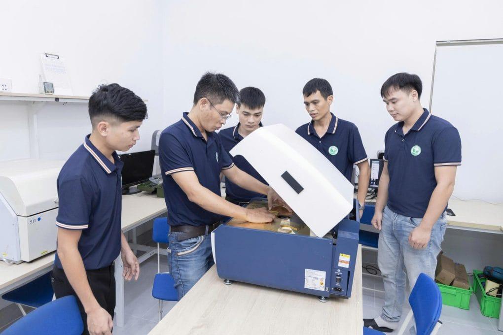  Bảo Dưỡng Máy XRF Chuyên Nghiệp: An Tâm Tuyệt Đối! 1