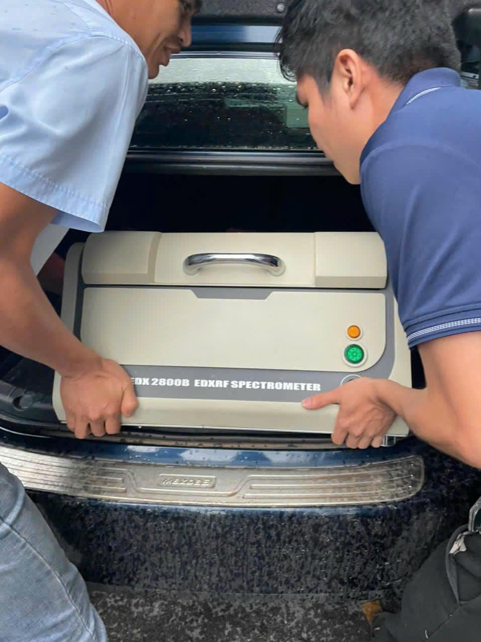  Máy Huỳnh Quang Tia X (XRF): Ứng Dụng Vượt Trội Trong Công Nghiệp 2