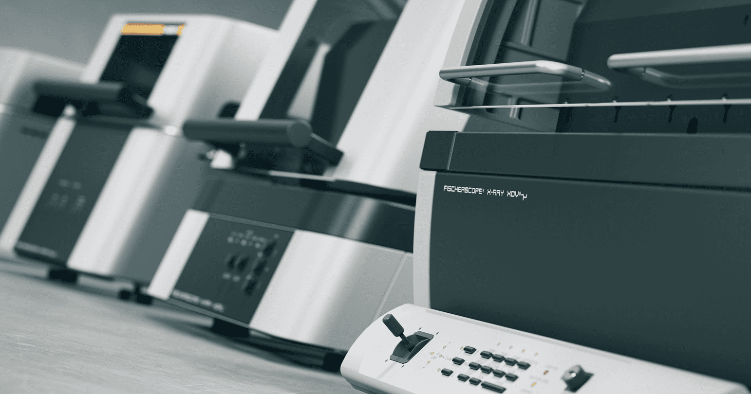  XRF Để Bàn Hay Cầm Tay: So Sánh Chi Tiết Từ Chuyên Gia XRFTECH 1