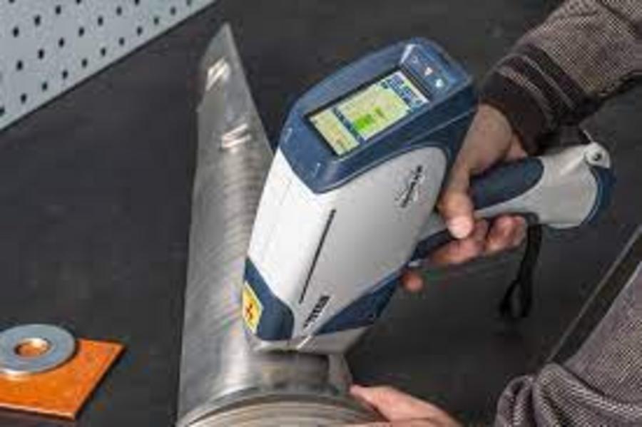  Máy XRF Cầm Tay Bruker: Giải Pháp Phân Tích Ưu Việt & Ứng Dụng 2