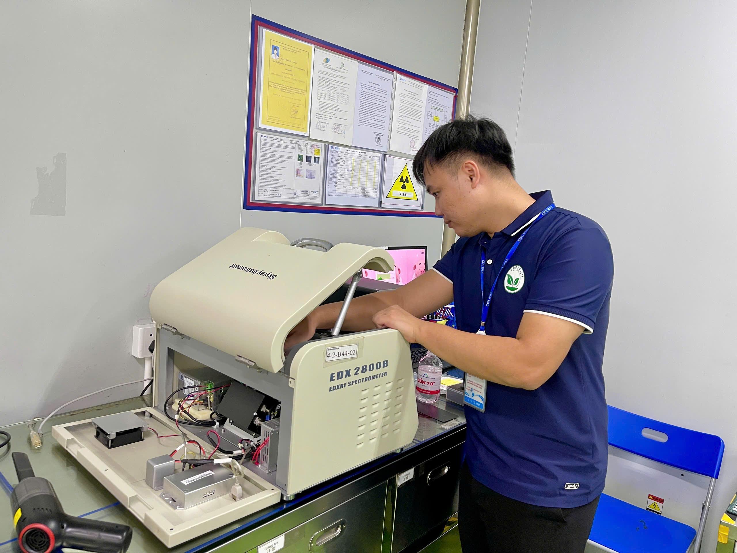 An Tâm Vận Hành: Hiệu Chuẩn & Bảo Dưỡng Máy XRF Định Kỳ Tại Miền Bắc 1