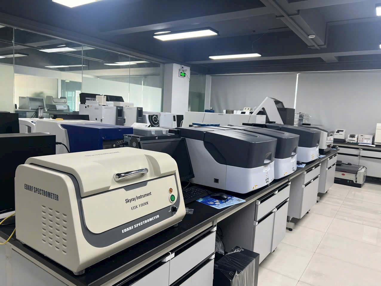  Sai lầm chỉ nhìn giá máy XRF: Dịch vụ hậu mãi mới là then chốt 1