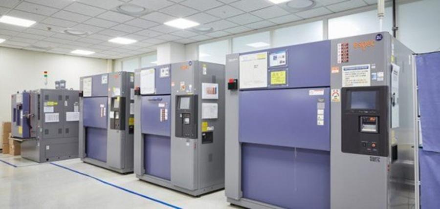  Gói giải pháp tủ khí hậu: Thiết bị + Hiệu chuẩn + Đào tạo từ XRF Tech 1