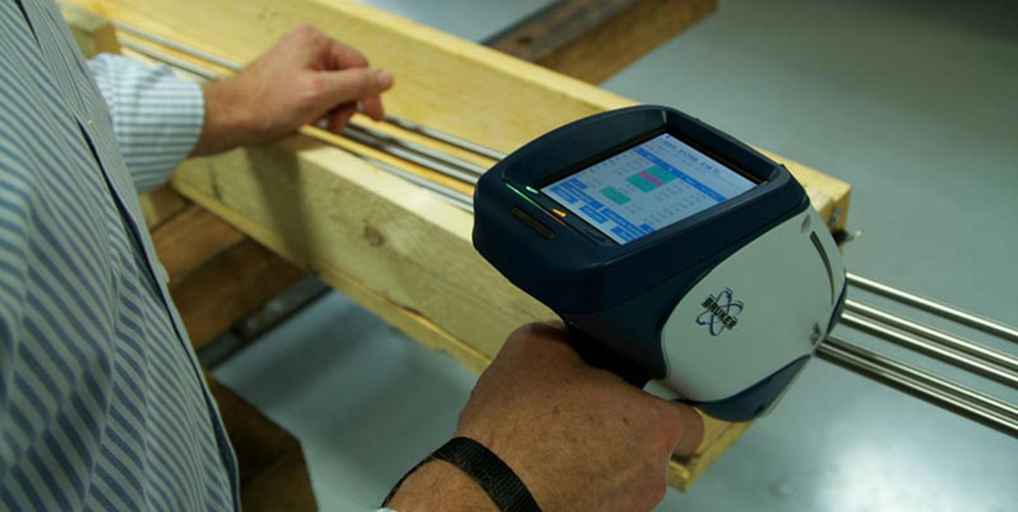 Sai lầm khi đo XRF trên bề mặt bẩn/cong và cách khắc phục 2