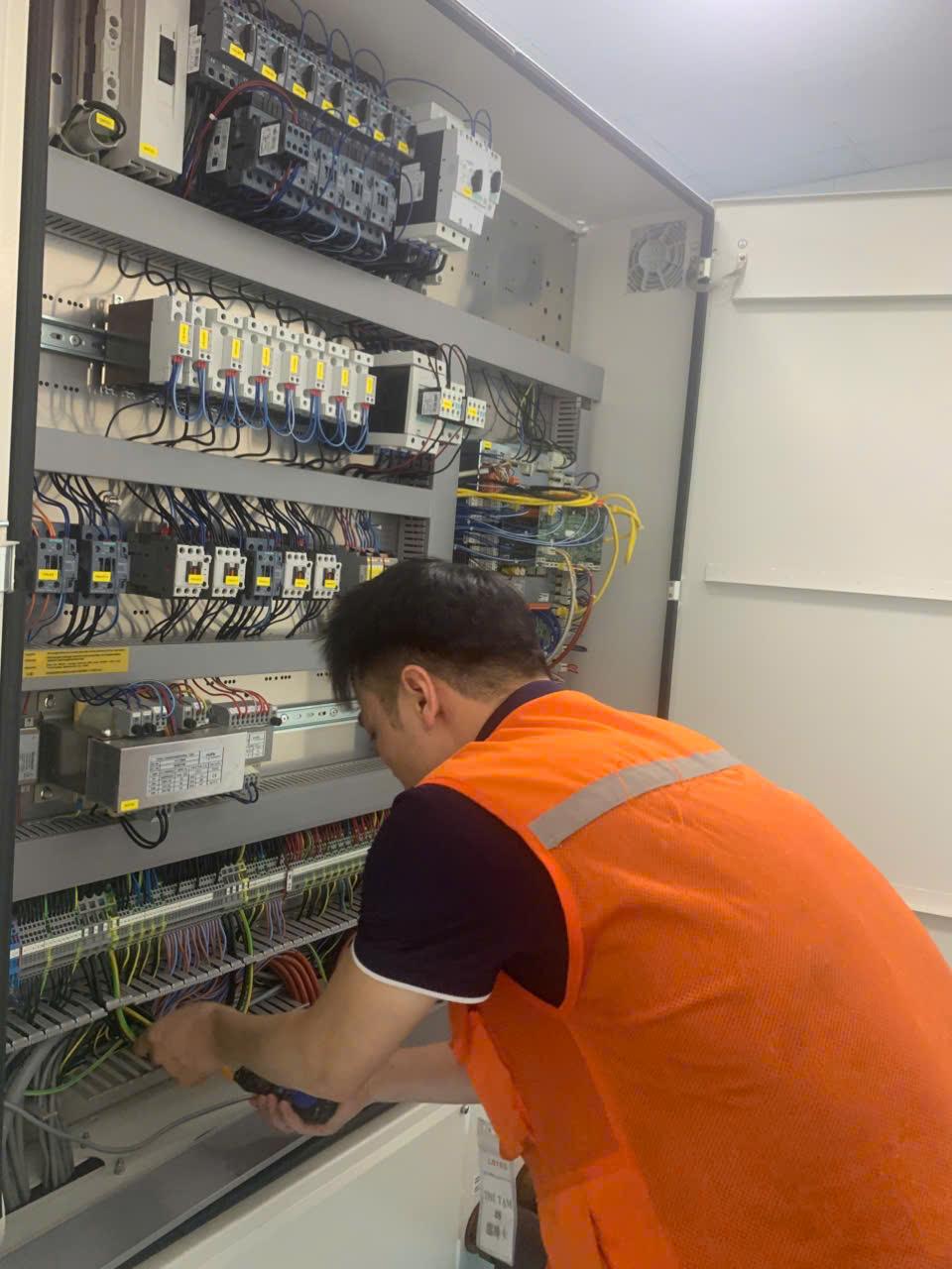  Tủ Chamber phòng lab: Lưu ý quan trọng khi sửa chữa 2